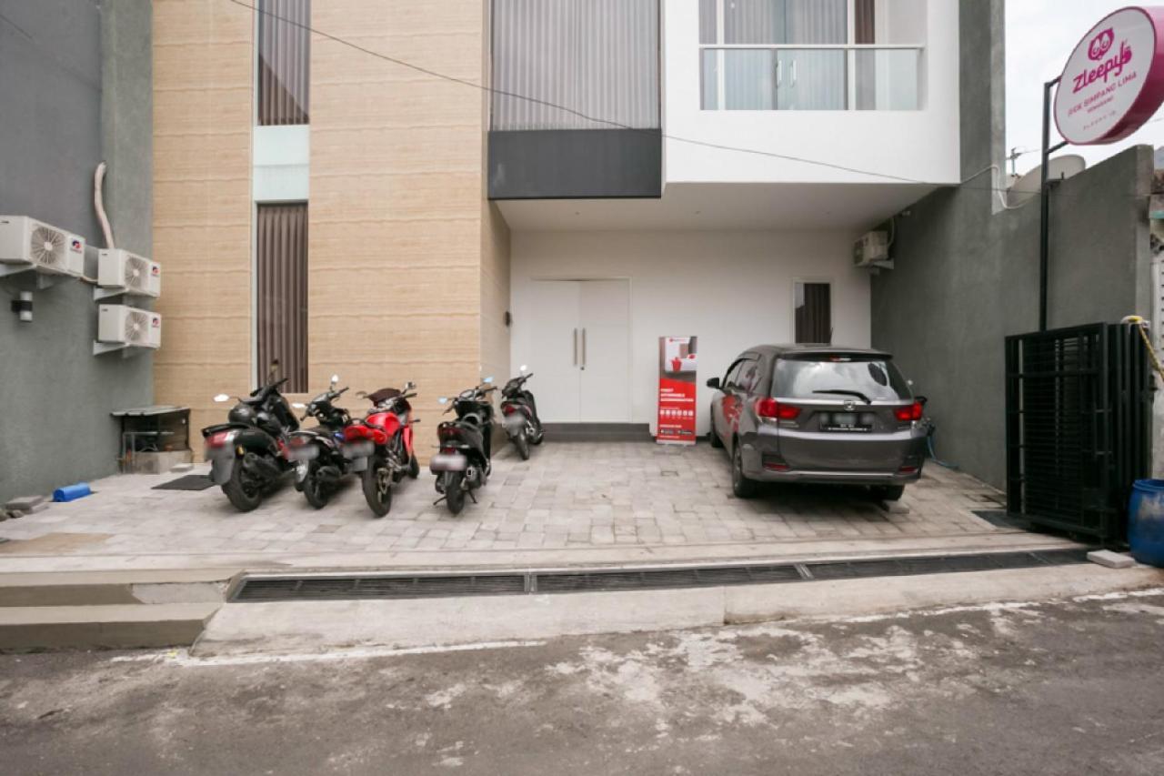 A Pousada Reddoorz Syariah Near Lapangan Pancasila Simpang Lima Semarang Exterior foto